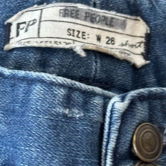 Free People Mid Rise Flare Leg Jeans Sz 26 - Picture 6 of 10